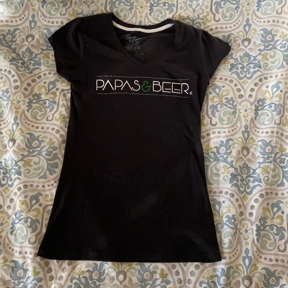 NWT Papas & Beer T-shirt